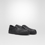 Bottega Veneta sneaker in nero intrecciato nappa 44671116MM