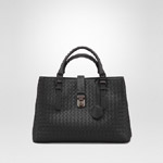 Bottega Veneta medium roma bag in nero intrecciato calf 45210300TU