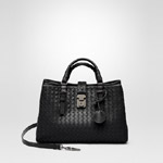 Bottega Veneta small roma bag in nero intrecciato calf 45216675OU