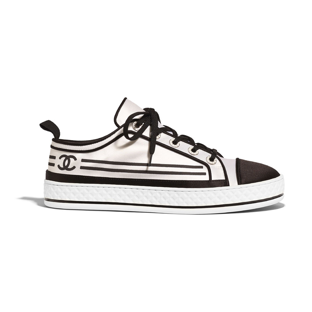 Chanel Satin White Black Sneakers G34578 X01008 C7600: Image 1