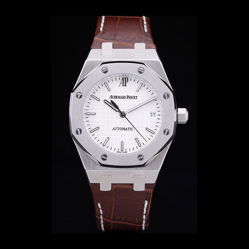 Audemars Piguet Royal Oak Watch AP5562: Image 1