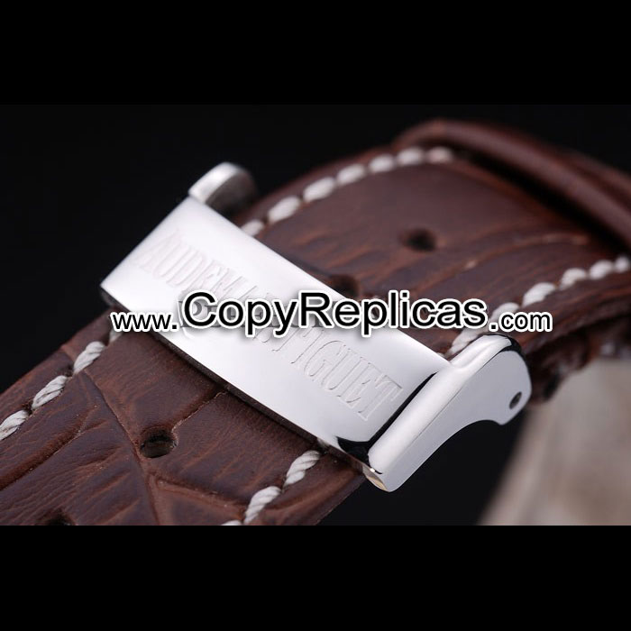 Audemars Piguet Royal Oak Watch AP5562: Image 4