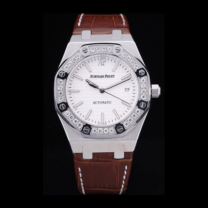 Audemars Piguet Royal Oak Watch AP5569: Image 1