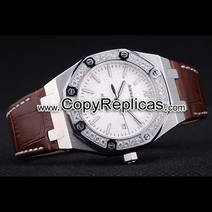 Audemars Piguet Royal Oak Watch AP5569: Image 2