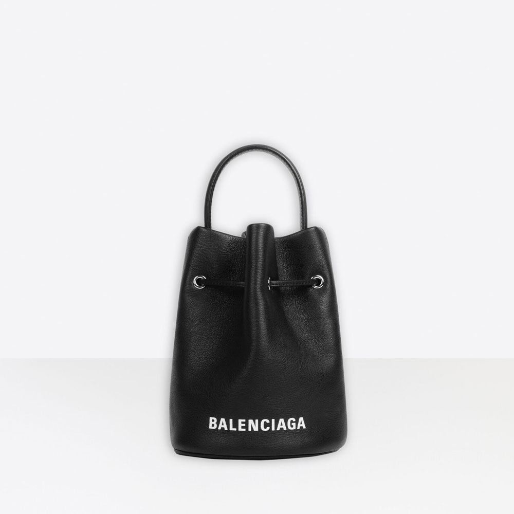 Balenciaga Everyday XS Drawstring Bucket Bag 638342 DLQ4N 1000: Image 1