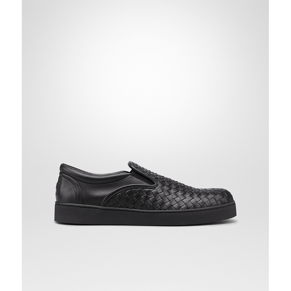 Bottega Veneta sneaker in nero intrecciato nappa 44671116MM: Image 2