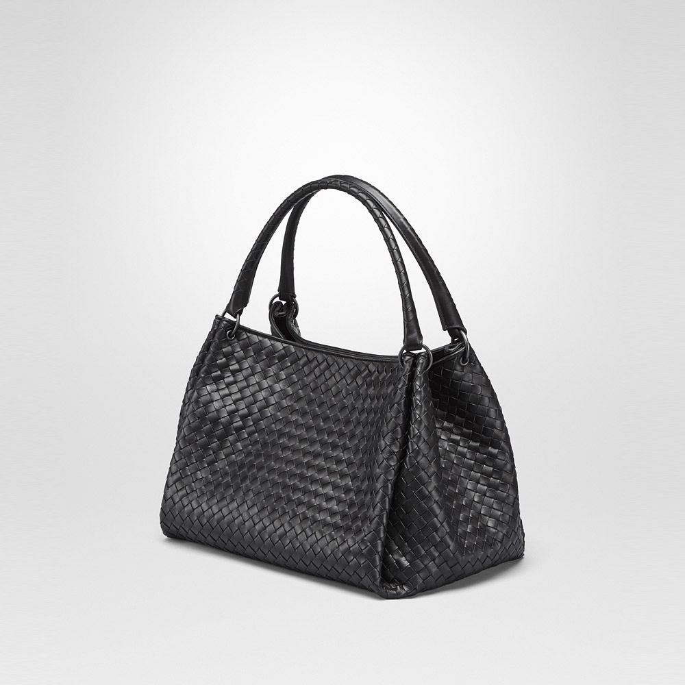 Bottega Veneta parachute bag in nero intrecciato nappa 45207034PF: Image 2