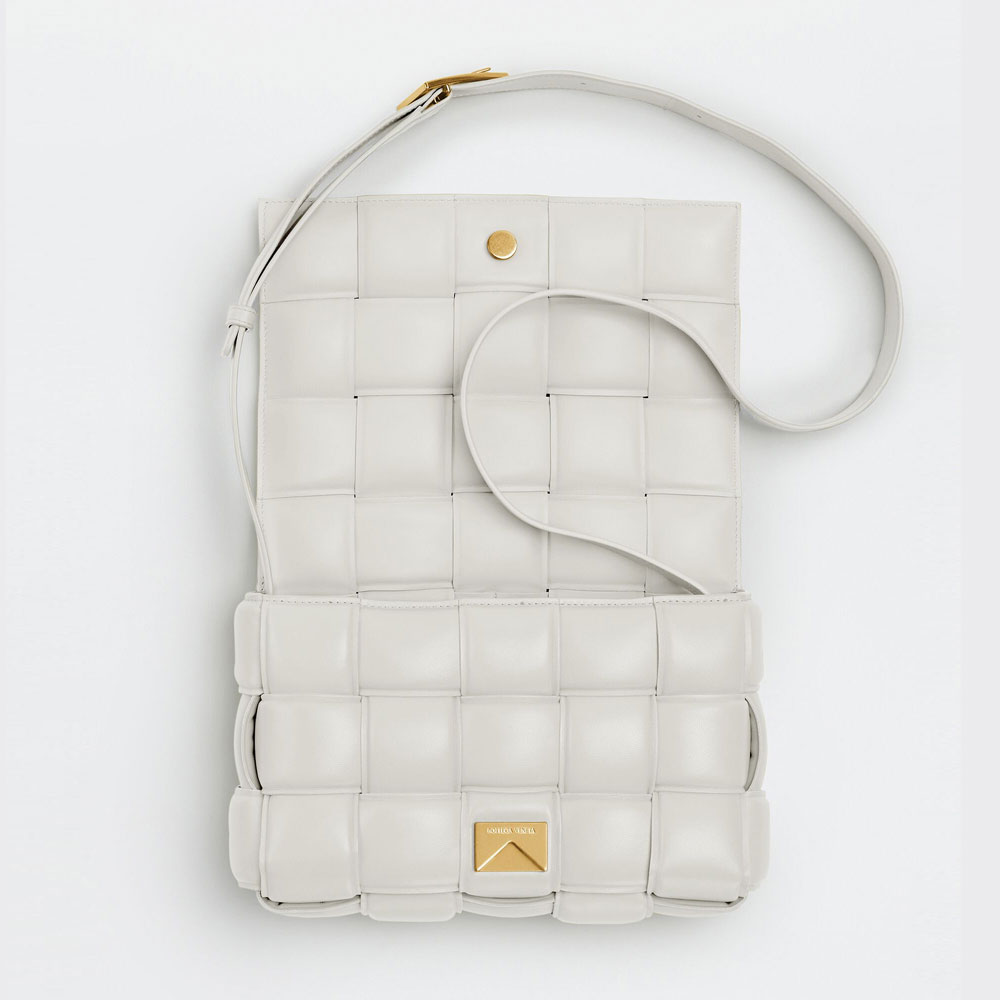 Bottega Veneta Padded Cassette in Chalk 591970 VCQR 19143: Image 2