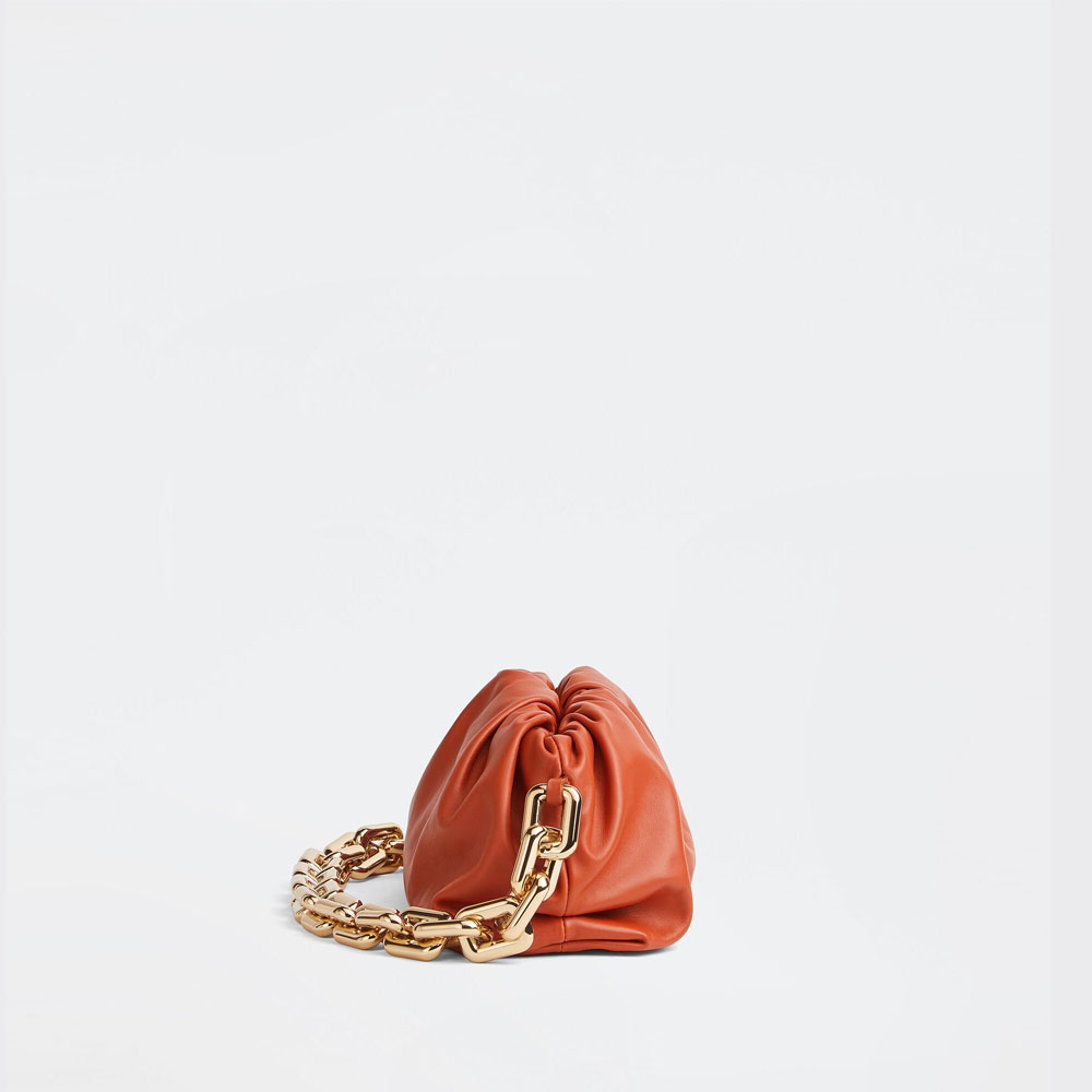 Bottega Veneta Chain Pouch in Maple 620230 VCP4 07654: Image 2