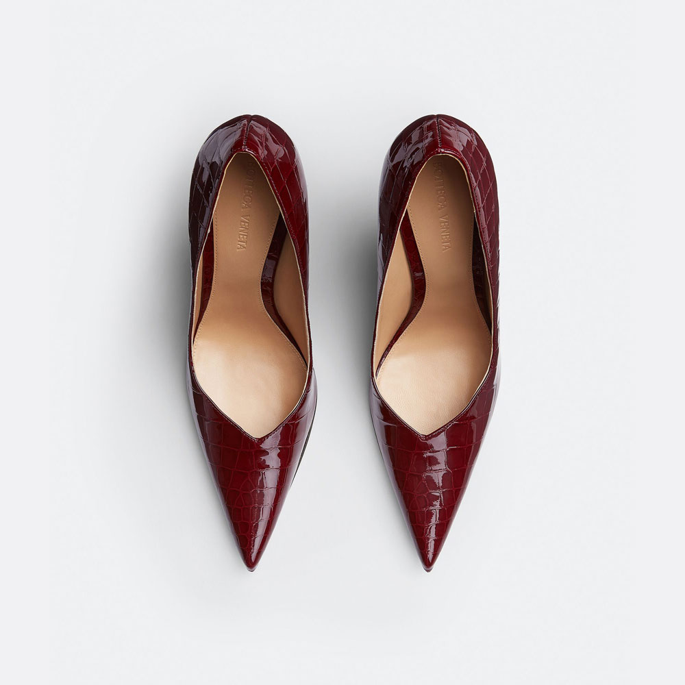 Bottega Veneta Punta Pump in Cherry 716210 V2DW 06084: Image 2