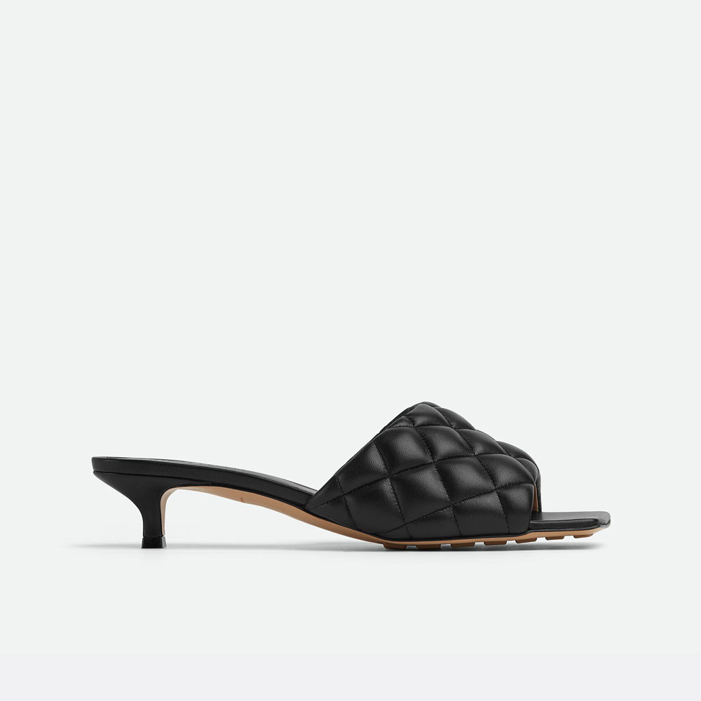 Bottega Veneta Padded Mule in Black 729764 VBRR 01000: Image 1