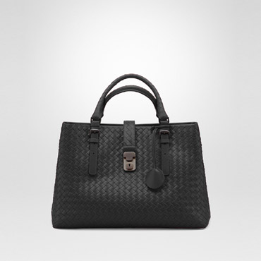 Bottega Veneta medium roma bag in nero intrecciato calf 45210300TU