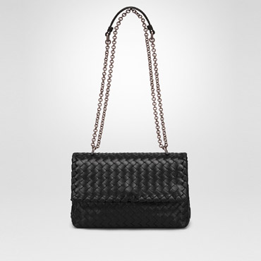 Bottega Veneta baby olimpia bag in nero intrecciato nappa 45283374TH