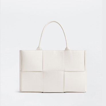 Bottega Veneta Arco Tote in White 609175 VCP1 19009