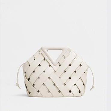 Bottega Veneta Point in White 658697 V0EO 19009