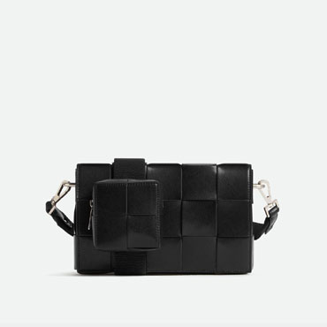 Bottega Veneta Cassette With Versatile Strap in Black 741777 V2XU 18803