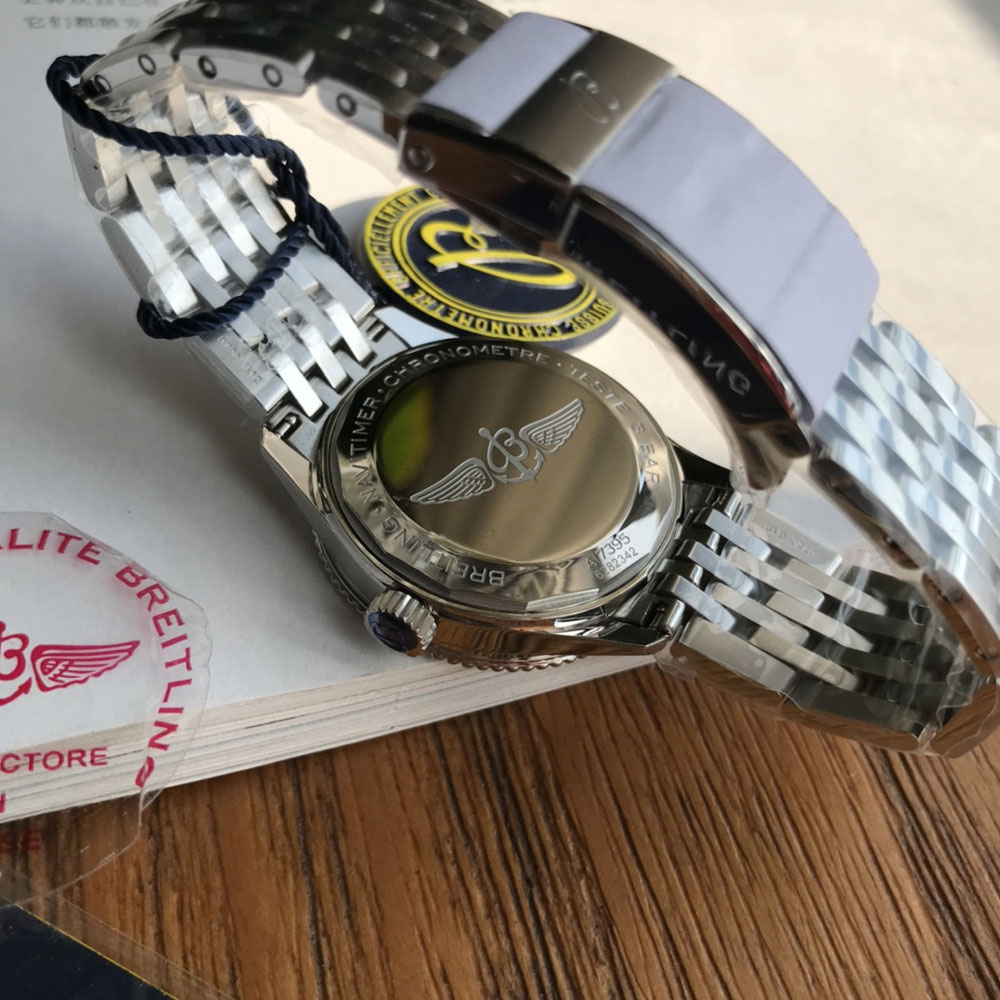 Swiss Breitling Navitimer Automatic 35mm A17395211A1A1: Image 4