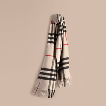 Burberry Classic Cashmere Scarf in Check Stone 39546731