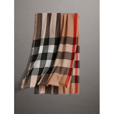 Burberry Lightweight Check Cashmere Scarf 40484551