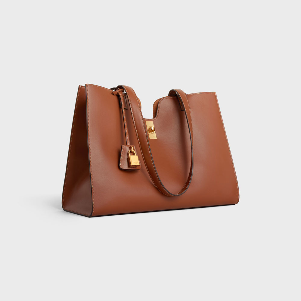 Celine Cabas 16 In Smooth Calfskin Tan 112583EZU 04LU: Image 2