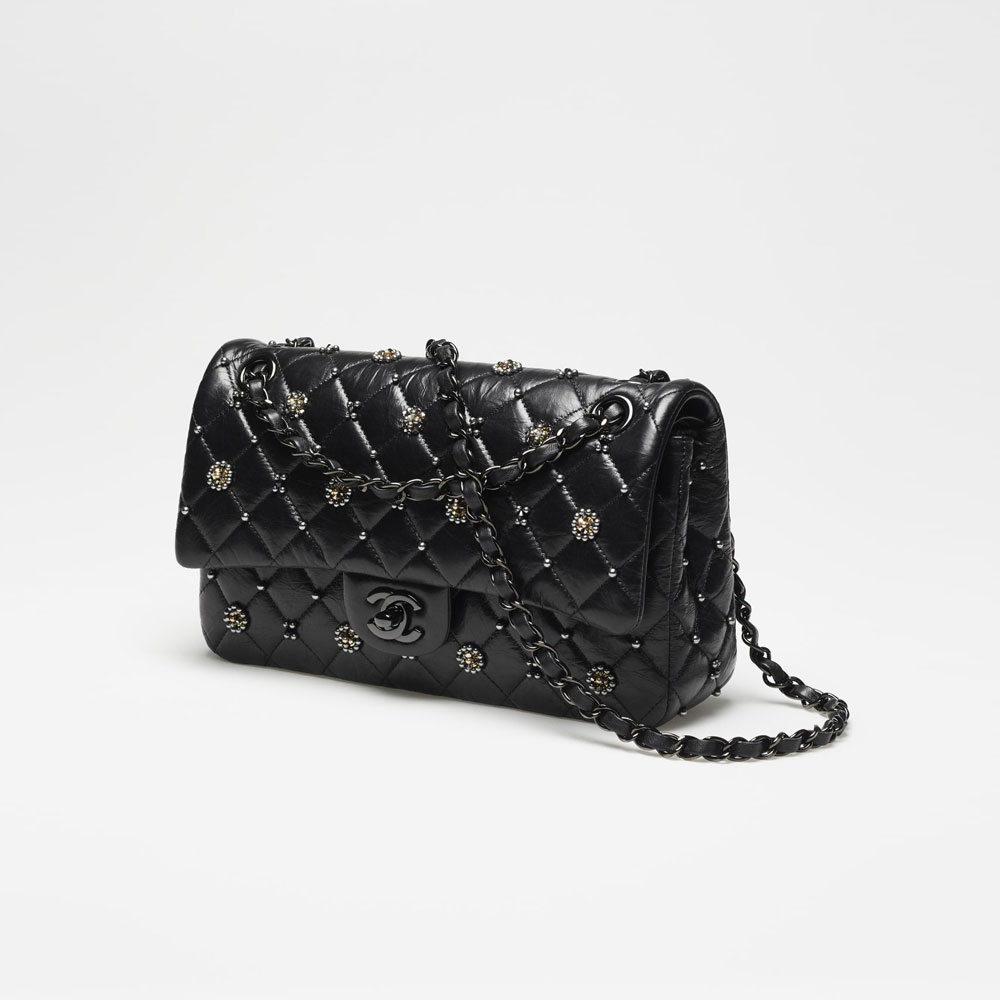 Chanel Classic Bag A01112 B07621 94305: Image 1