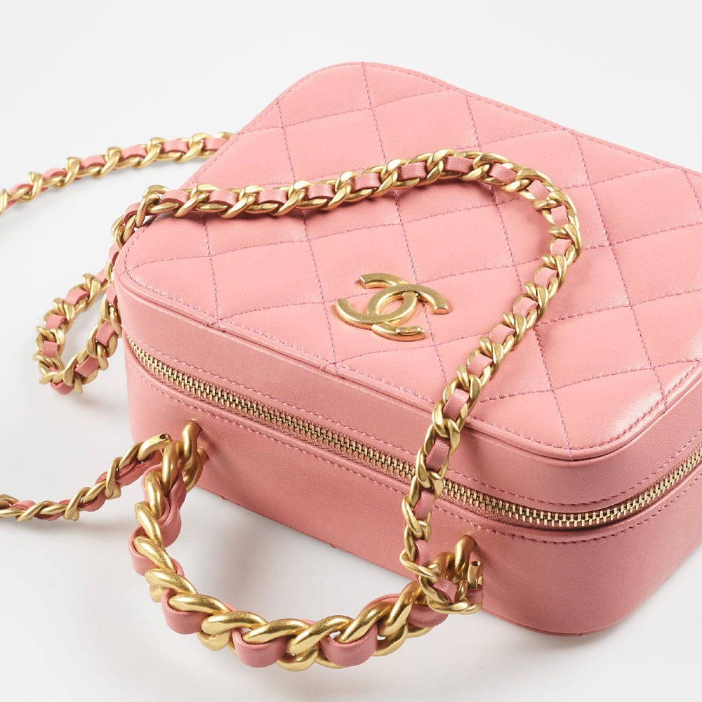 Chanel Small Vanity Case AS3318 B08576 NI682: Image 2