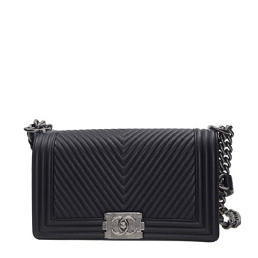 Chanel Boy Classic Flap Bag A92493 Y61307 94305