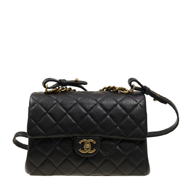 Chanel Flap bag with top handle A93442 Y60747 94305