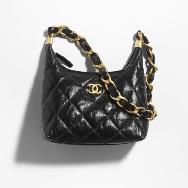 Chanel Small hobo bag Shiny lambskin AS4922 B16897 94305