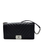 Boy Chanel Old Medium V Flap Bag A93199 Y61320 94305