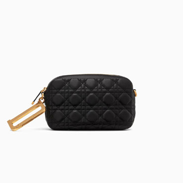 Diorquake clutch in black lambskin S5700CNMJ M900