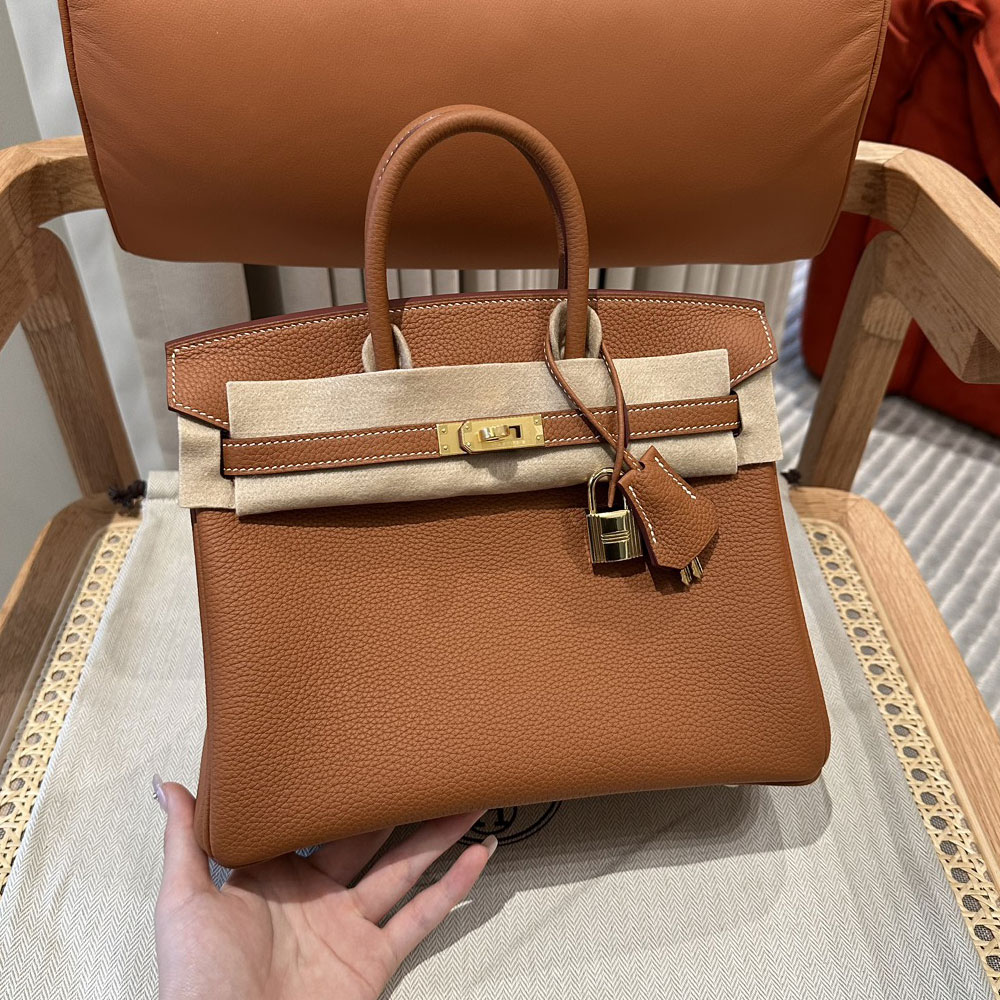 Hermes 25cm Birkin Bag in Brown Togo Gold Hardware: Image 1