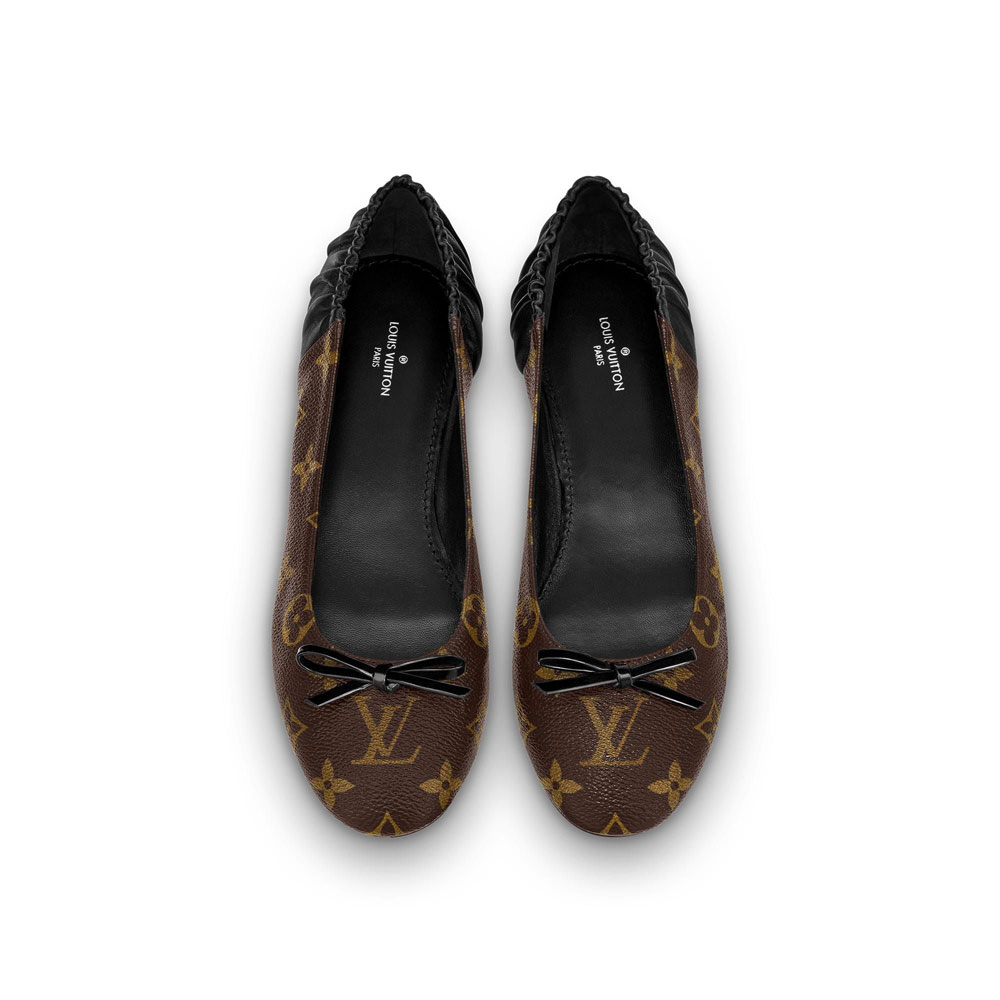 Louis Vuitton Joy Ballerina in Black 1A87XU: Image 2