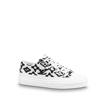 Louis Vuitton LVxUF Stellar Sneaker in White 1A8CZI