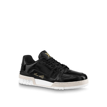 Louis Vuitton Trainer Sneaker in Black 1A8IJW