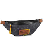 Louis Vuitton Discovery Bumbag Monogram Eclipse Canvas M45220