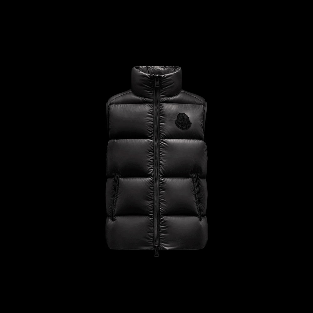 Moncler 1952 Mens Black Sumida G20921A0003453A0E999: Image 1