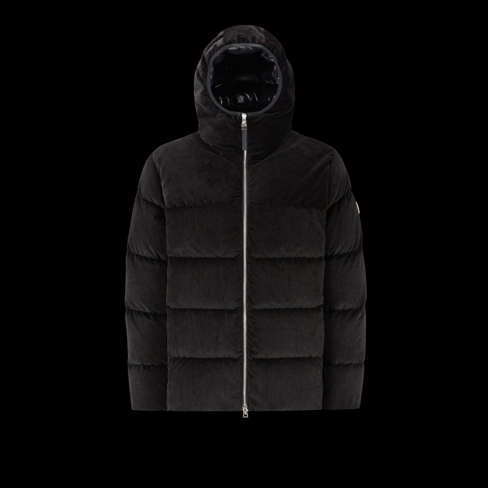 Moncler Black Daisen Short Down Jacket H20911A00154596E3999: Image 1