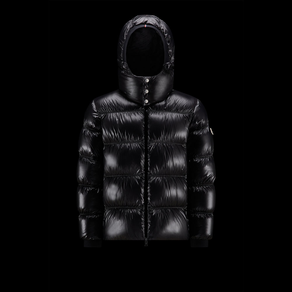 Moncler Black Orizaba Short Down Jacket H20911A002745963V999: Image 1