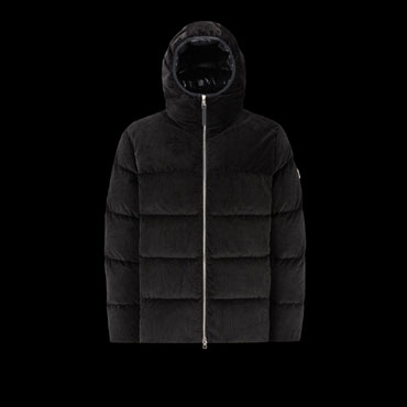 Moncler Black Daisen Short Down Jacket H20911A00154596E3999