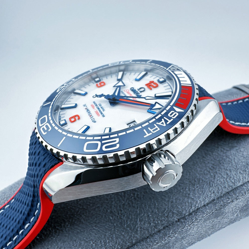 Omega Seamaster 215.32.43.21.04.001 Watch: Image 3