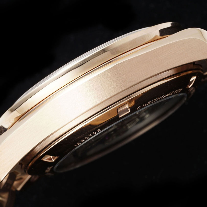 Omega Speedmaster 310.60.42.50.01.001 Watch: Image 4