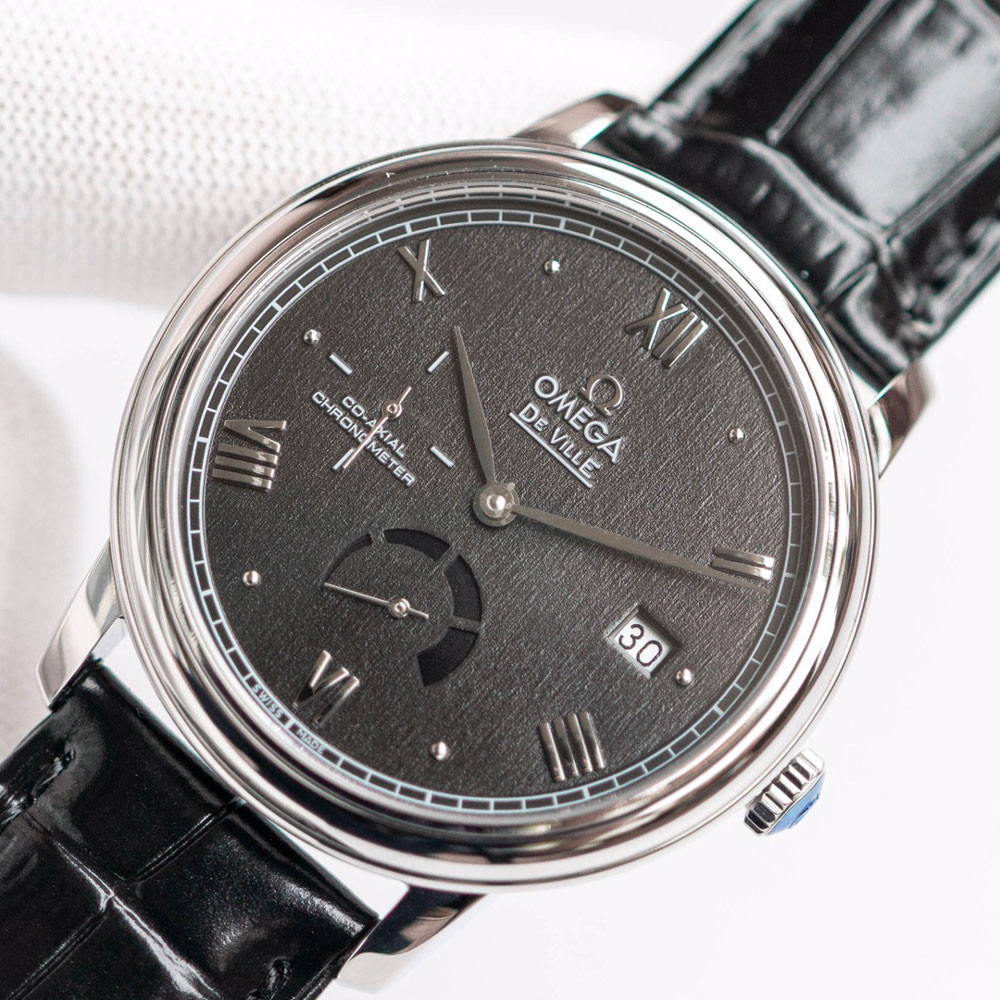 Omega De Ville 424.13.40.21.01.002 Watch: Image 3