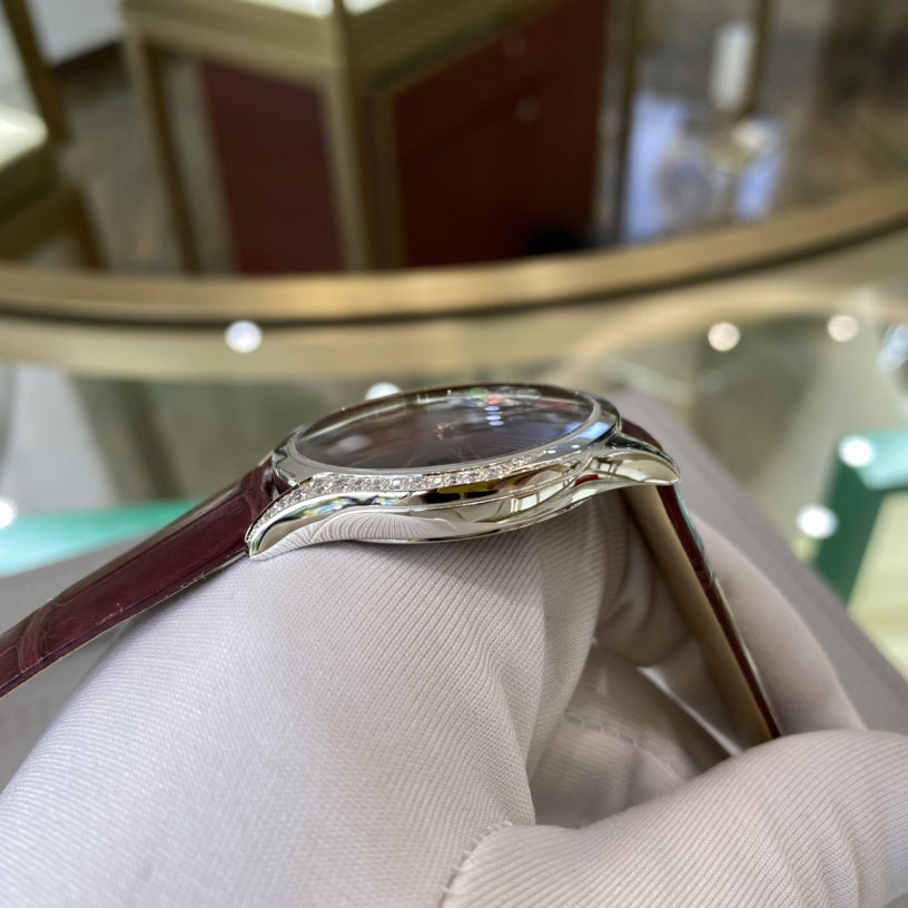 Omega De Ville 428.18.36.60.11.002 Watch: Image 4