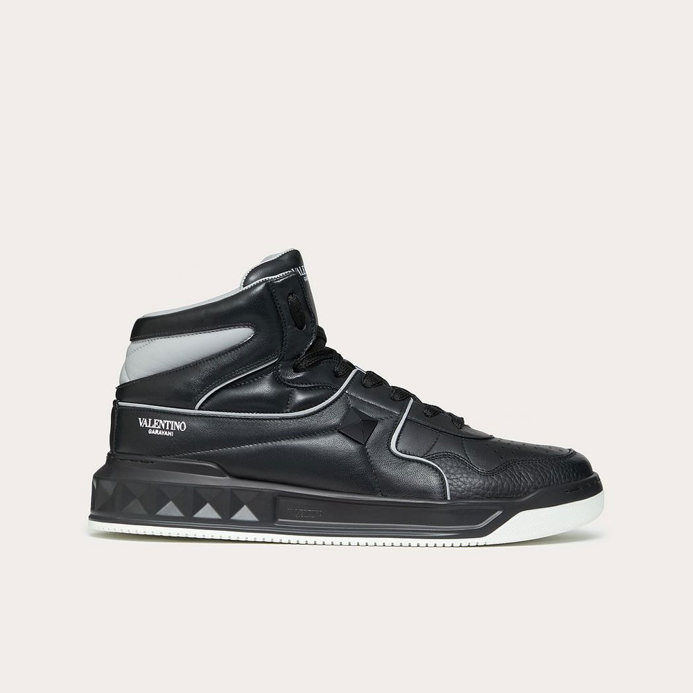 Valentino One Stud Mid Top Nappa Sneaker WY2S0E63NWN00A: Image 1