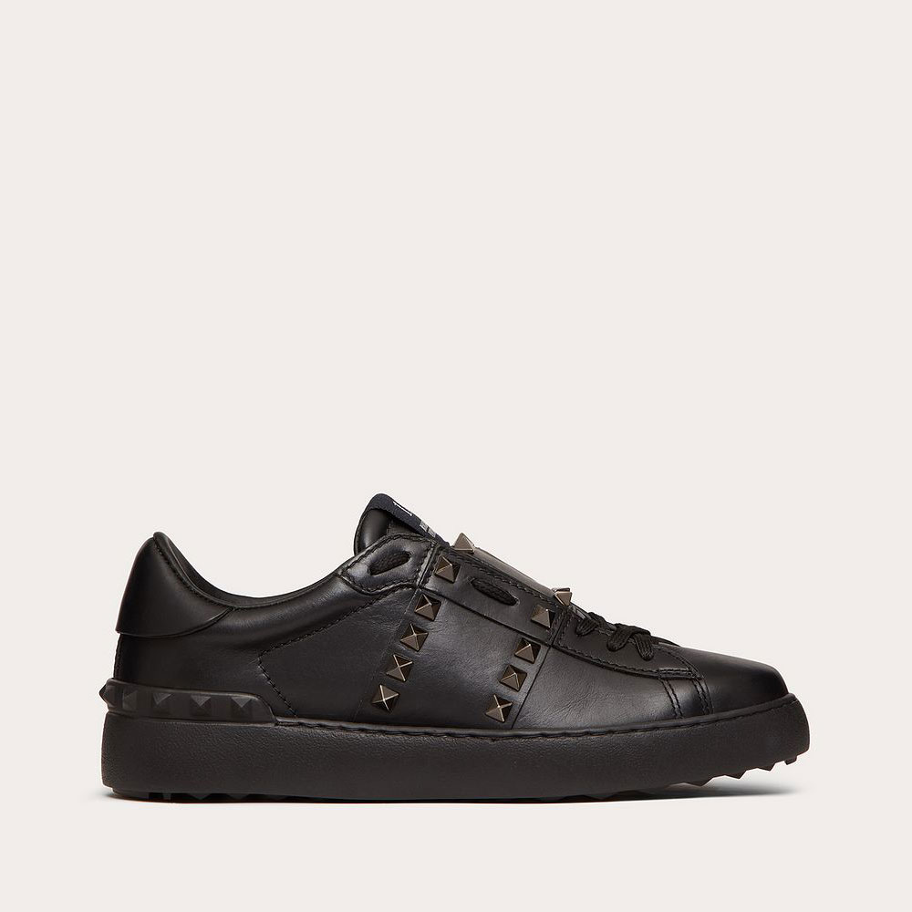 Valentino Garavani Rockstud Untitled Noir Calf Sneaker XW2S0A01BXE0NO: Image 1