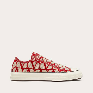 Valentino Garavani Toile Iconographe Totaloop Low-Top Sneaker 2Y0S0H02RWCJ4A