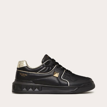 Valentino Garavani One Stud Low-Top Sneaker In Nappa Leather 2Y2S0E71RUSED6