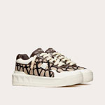 Valentino One Stud Xl Low-top Sneaker 5Y2S0G37IFF KFN