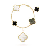 Van Cleef Arpels Magic Alhambra bracelet VCARD78700